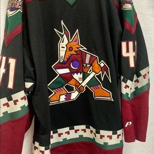 Authentic Phoenix Coyotes Pro Player Vintage Hockey Jersey Mens Lg Official Rare